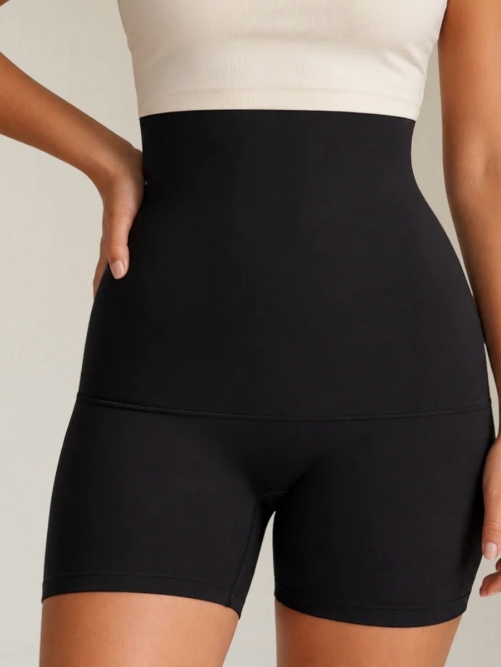 Jellibend Black Jellie High Waisted Compression Shorts Size Large
